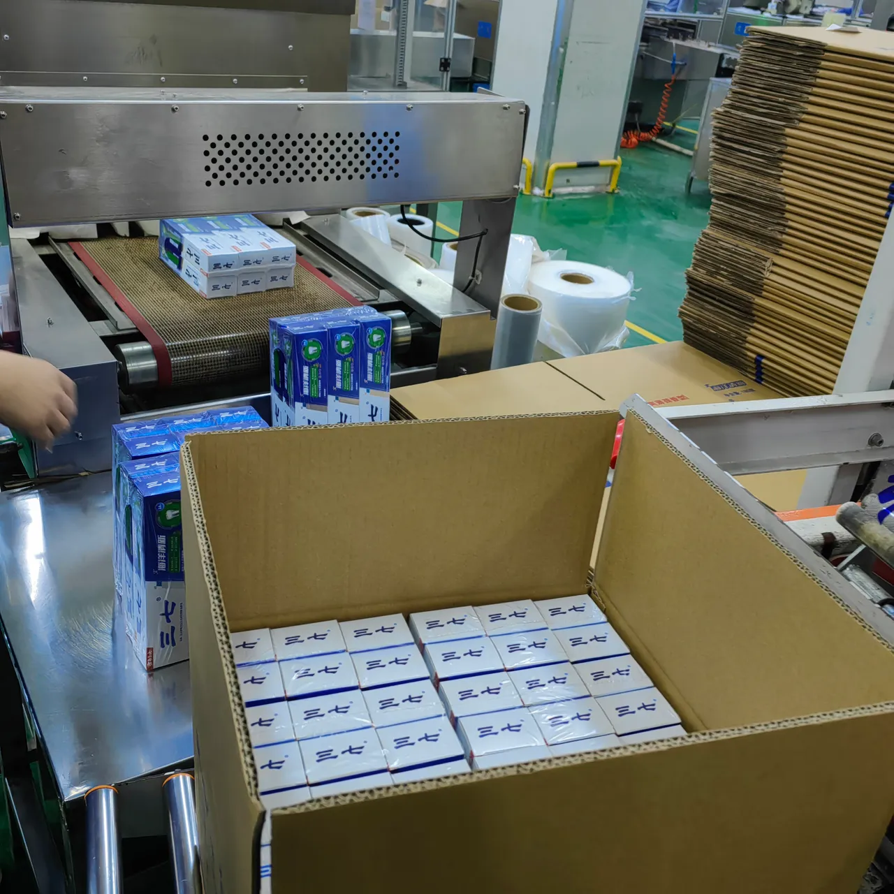 Private Label Toothpaste MOQ, Sampling and Cost: What Actually Sets Your Price